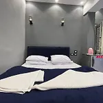 Pyramids Legend Inn